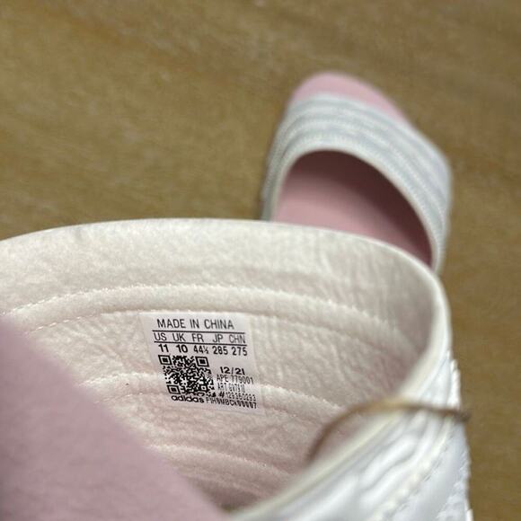 Disney Adilette slides - Picture 5 of 8